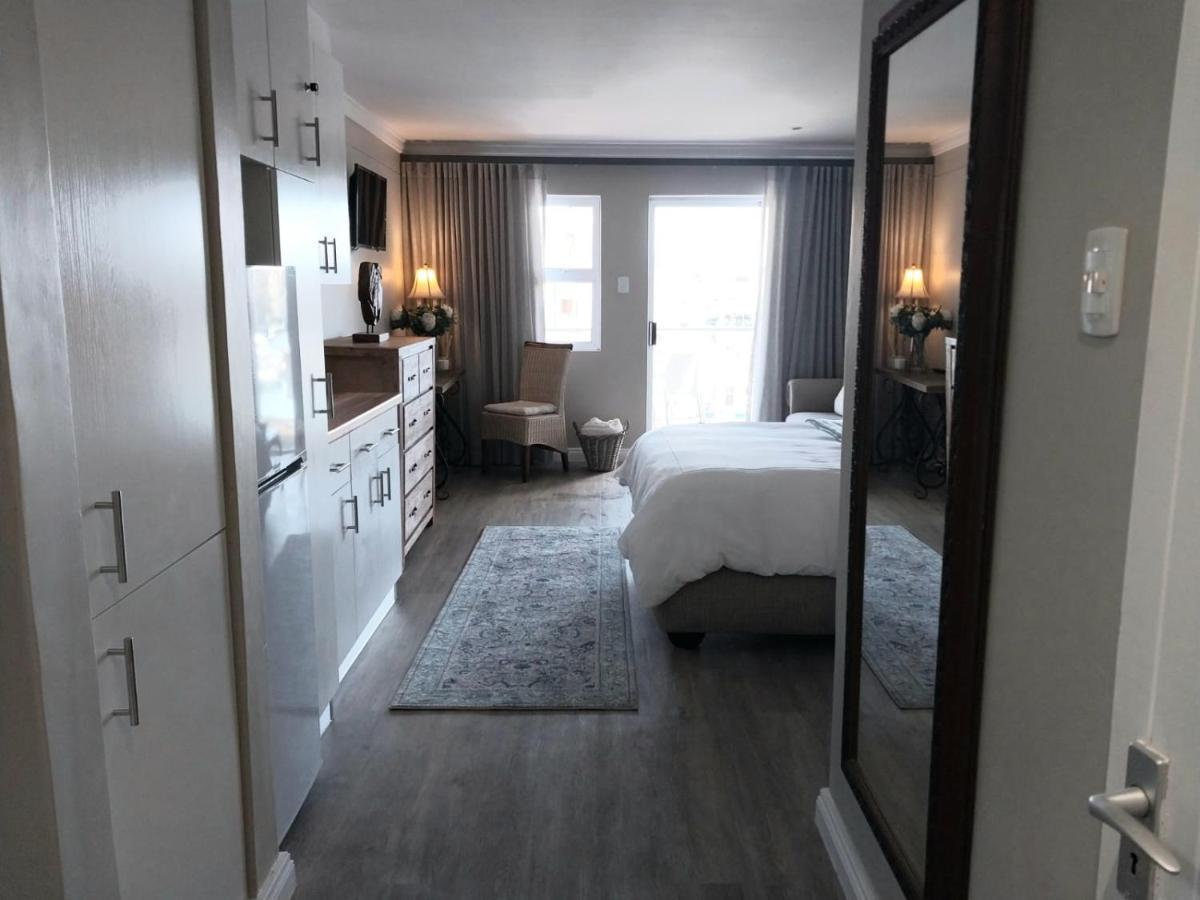 Ships Bell 17B Apartment เซนต์ฟรานซิสเบย์ ภายนอก รูปภาพ